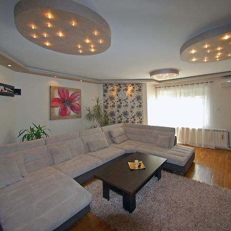 Franstal Apartments Belgrade Extérieur photo
