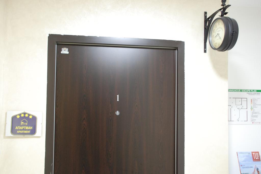 Franstal Apartments Belgrade Chambre photo