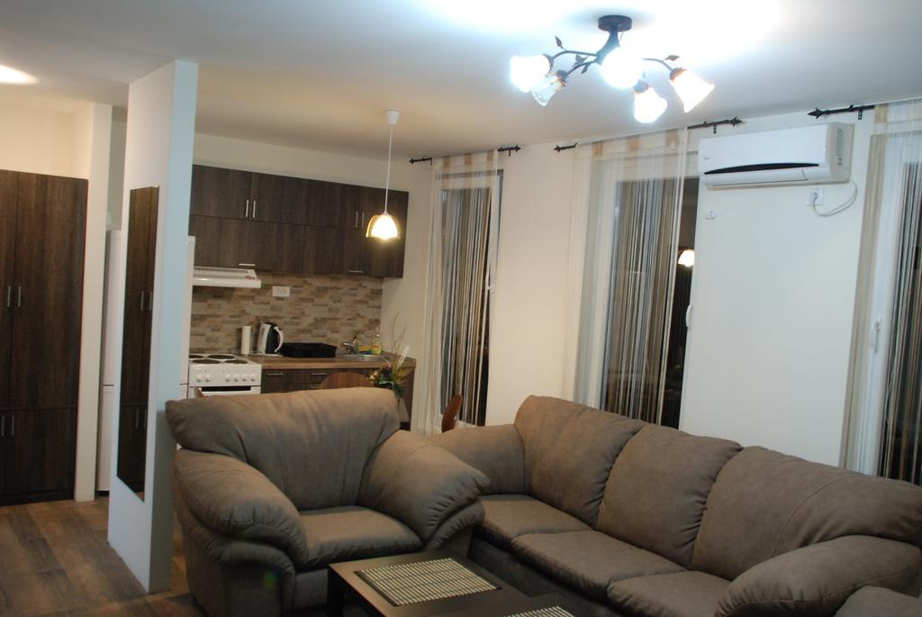 Franstal Apartments Belgrade Chambre photo