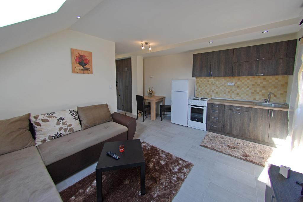 Franstal Apartments Belgrade Chambre photo